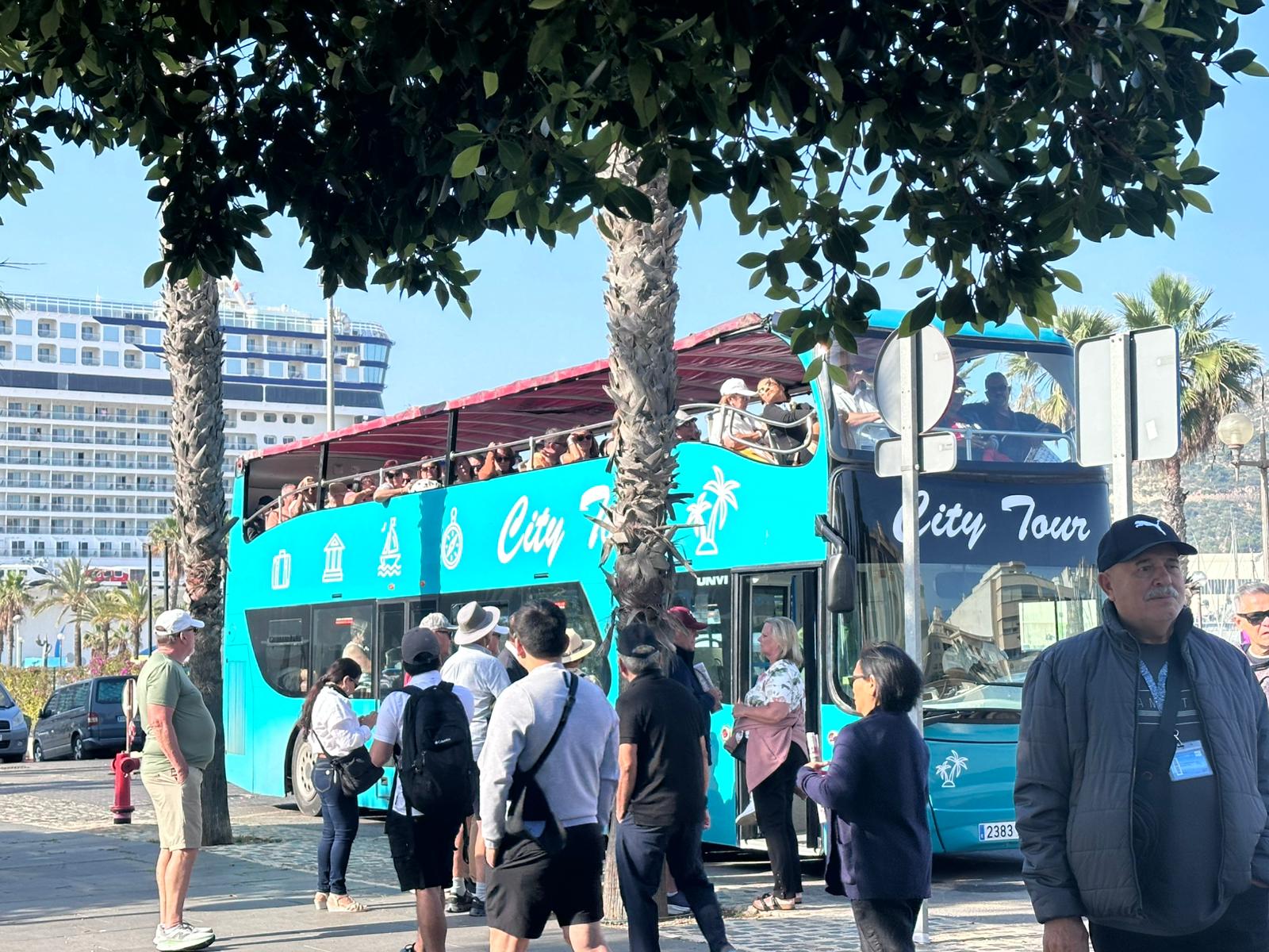 Tourist bus Cartagena