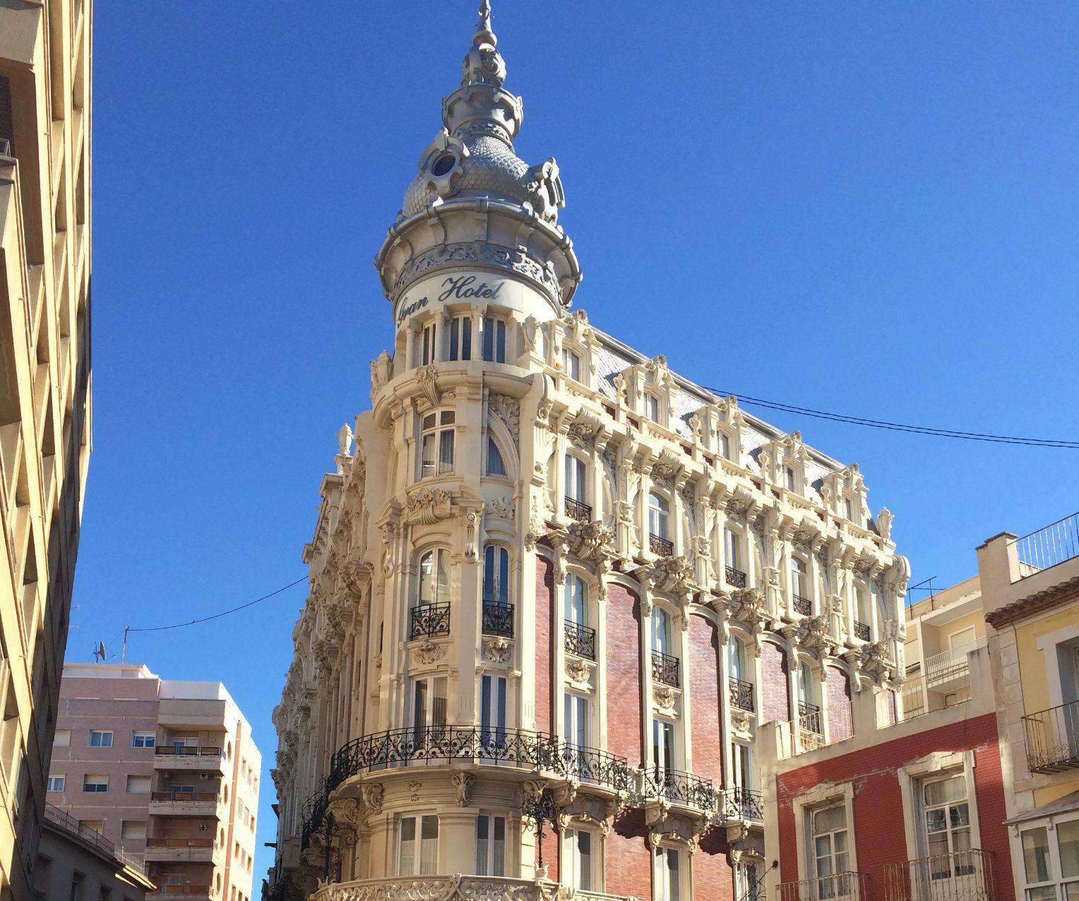 Arquitectura modernista del Gran Hotel de Cartagena